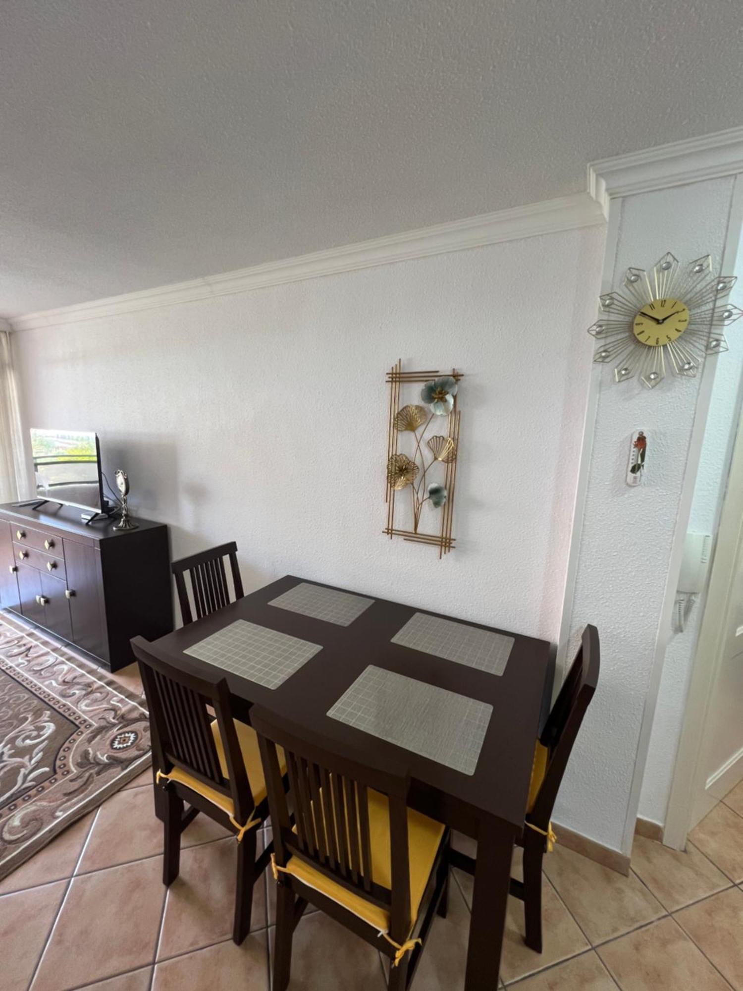 Center Cristianos Apartament *